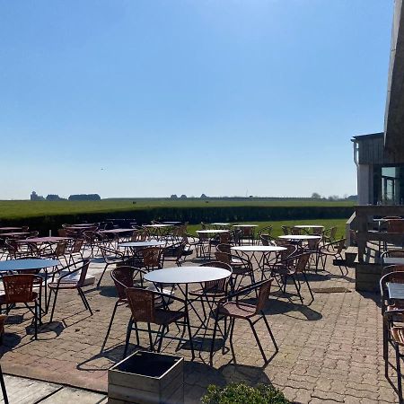 Logis Hotel & Restaurant De L'Aerodrome De La Baie De Somme Buigny-Saint-Maclou Zewnętrze zdjęcie