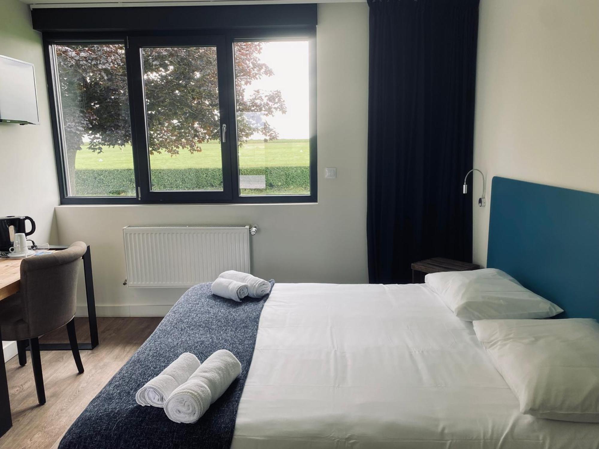 Logis Hotel & Restaurant De L'Aerodrome De La Baie De Somme Buigny-Saint-Maclou Zewnętrze zdjęcie