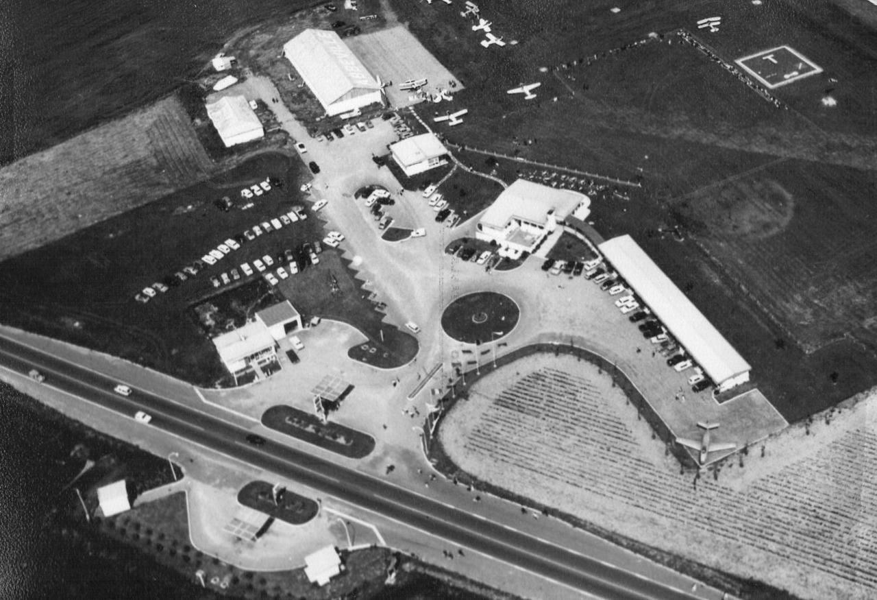 Logis Hotel & Restaurant De L'Aerodrome De La Baie De Somme Buigny-Saint-Maclou Zewnętrze zdjęcie