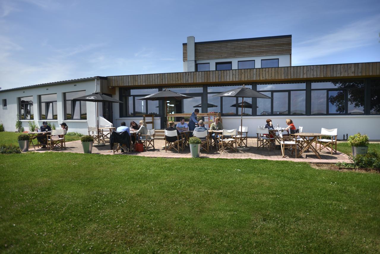 Logis Hotel & Restaurant De L'Aerodrome De La Baie De Somme Buigny-Saint-Maclou Zewnętrze zdjęcie